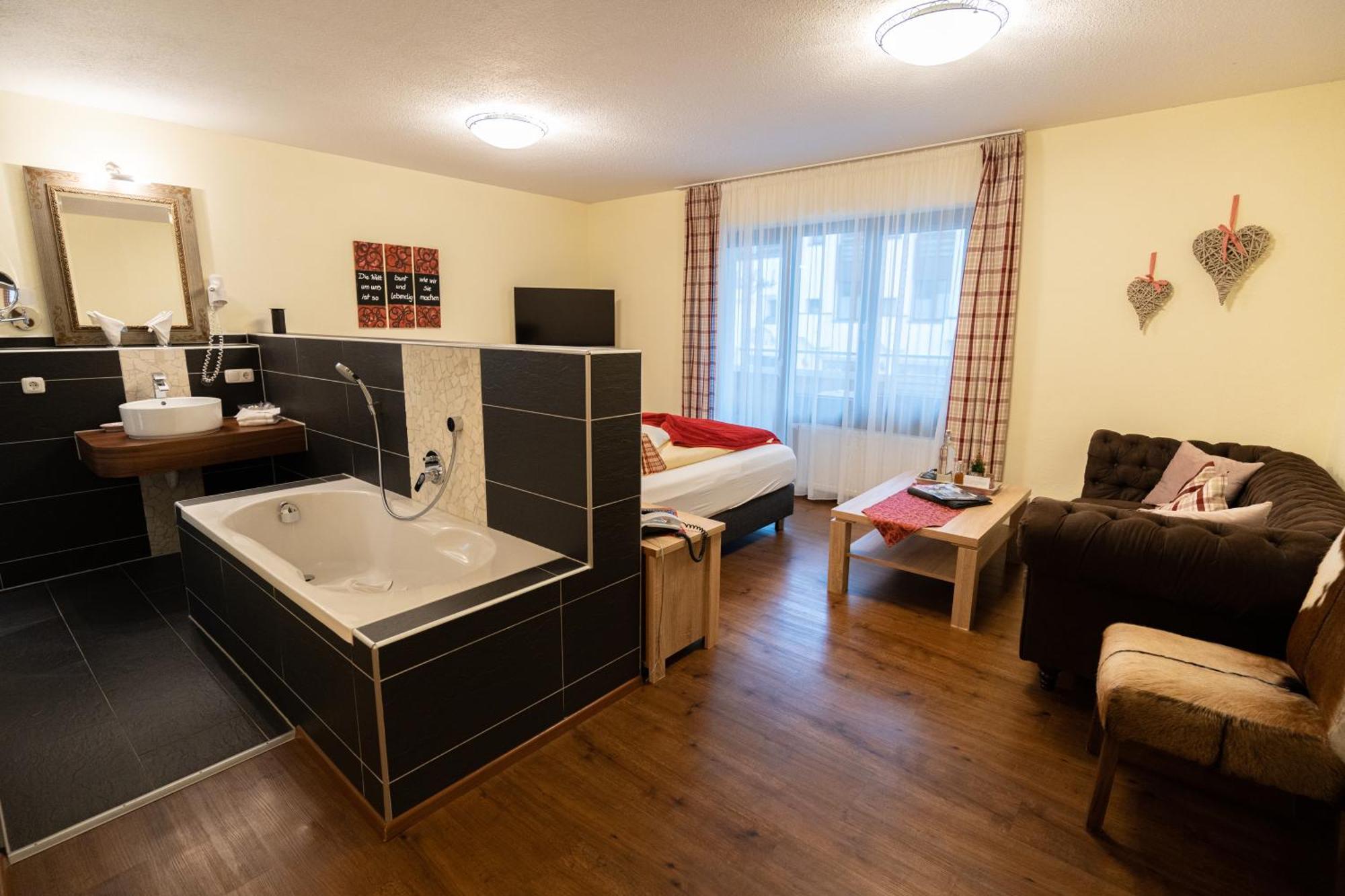 Haller'S Posthotel Riezlern Extérieur photo