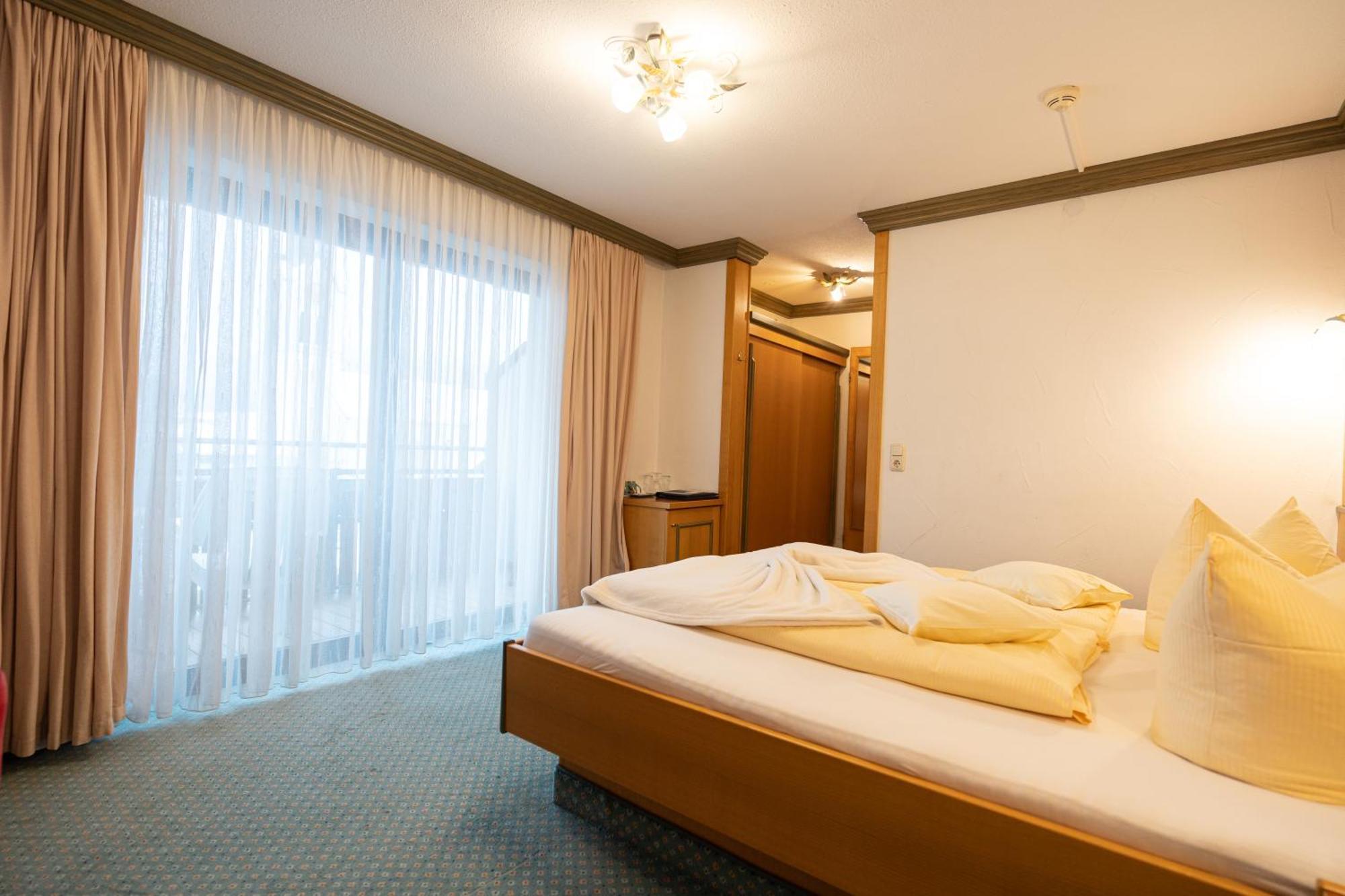 Haller'S Posthotel Riezlern Extérieur photo